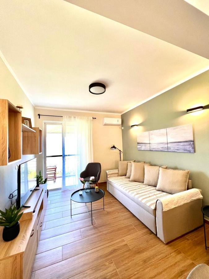 Cosy Apartment With Great Views Longa Екстер'єр фото