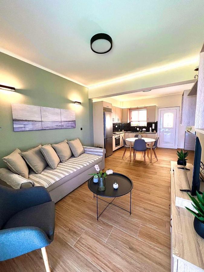 Cosy Apartment With Great Views Longa Екстер'єр фото
