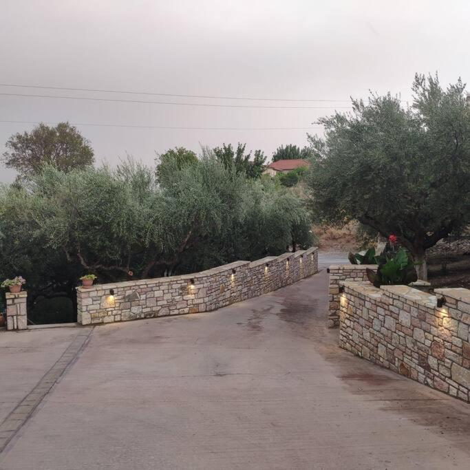 Cosy Apartment With Great Views Longa Екстер'єр фото