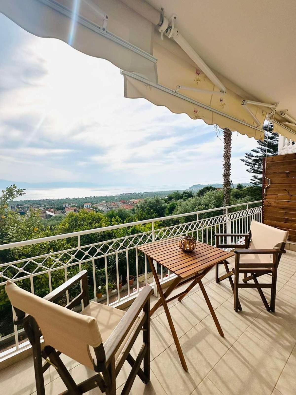 Cosy Apartment With Great Views Longa Екстер'єр фото
